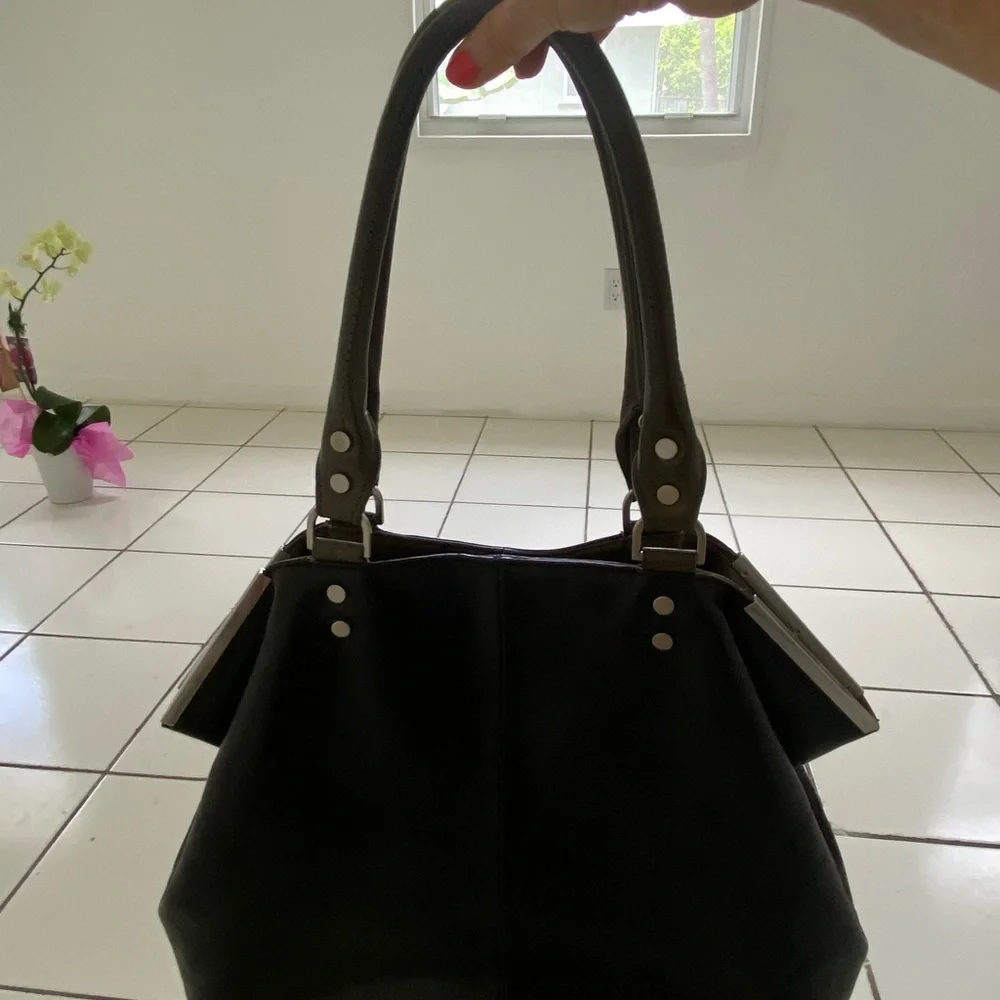 Kenneth Cole Black Tote with Metallic Details - Picture 3 of 9